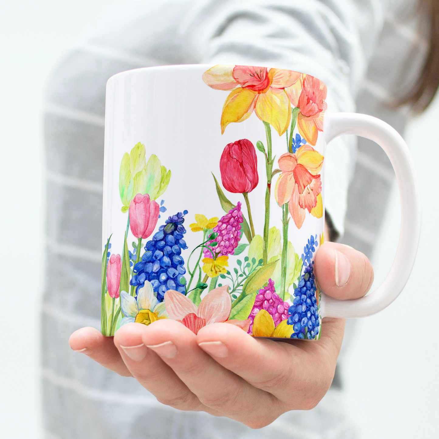 Squirrel in Tulip Garden Mug - 15oz